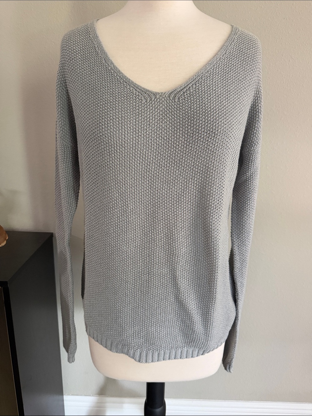Everyday V-Neck Knit Sweater in Light Gray - Women